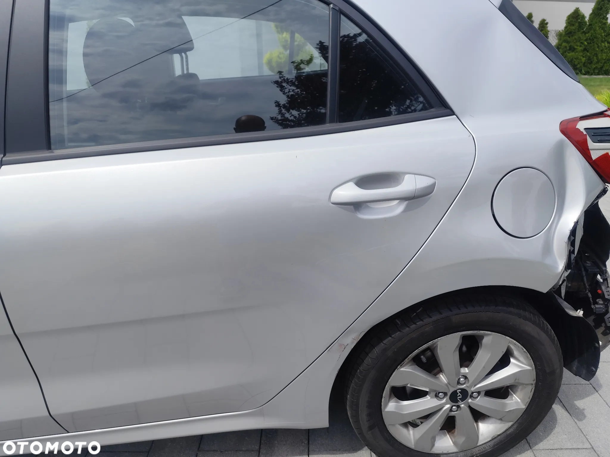 Kia Rio 1.2 L - 7