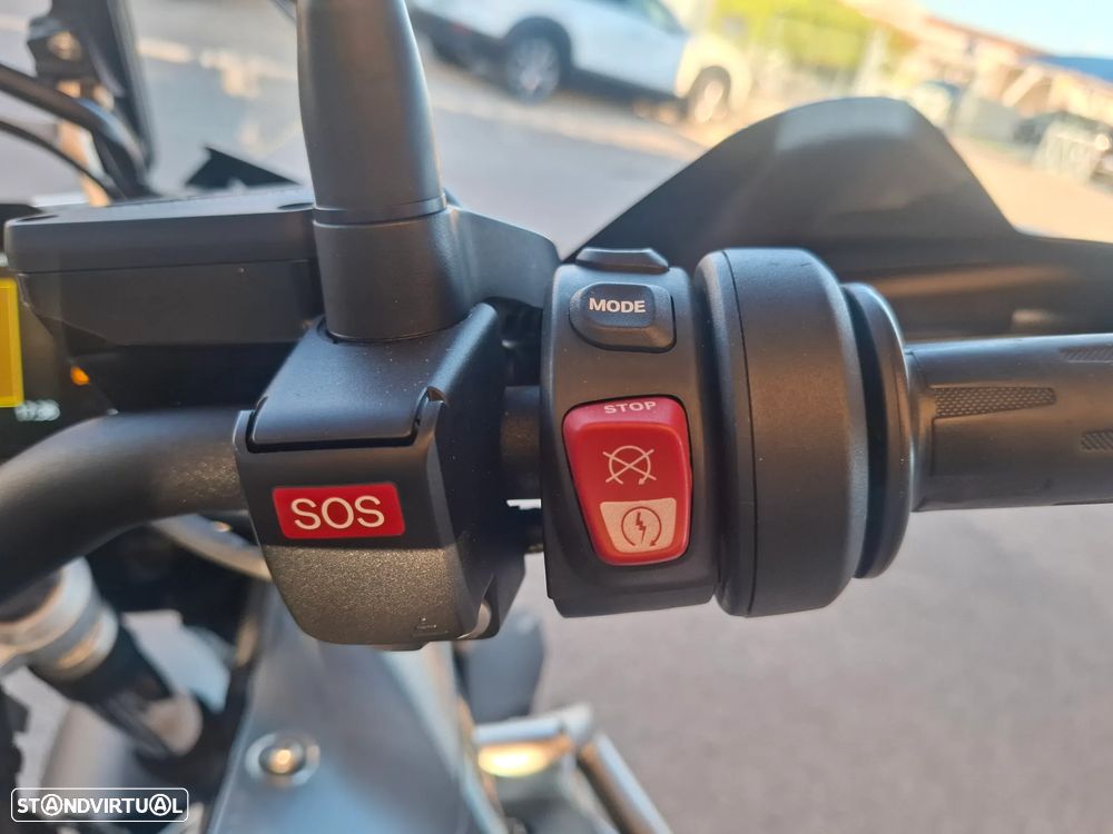 BMW R 1250 GS Adventure Triple Black - 18