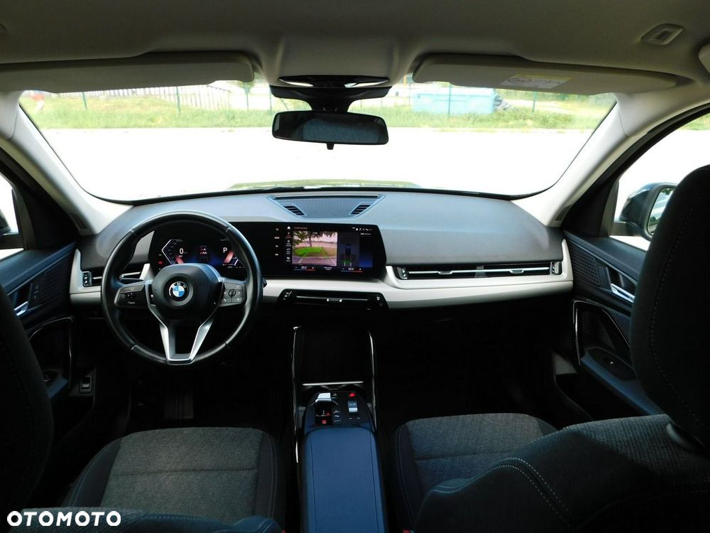 BMW X1 sDrive18d Business Edition - 8