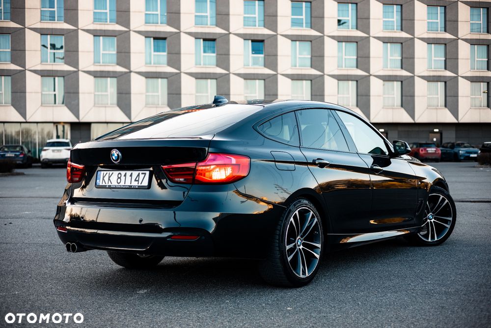 BMW Seria 3 325d M Sport - 15