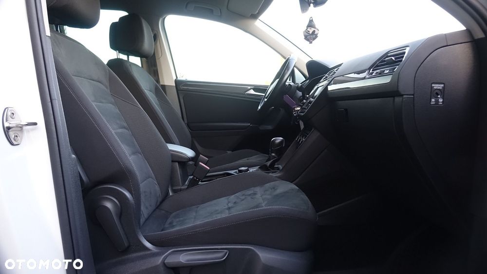 Volkswagen Tiguan - 29