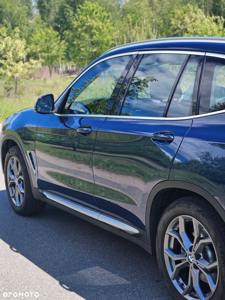 BMW X3 xDrive20i GPF Business Edition - 3