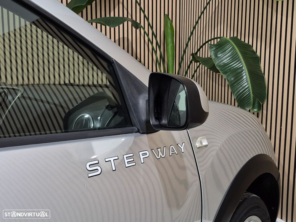 Dacia Sandero 0.9 TCe Stepway - 8