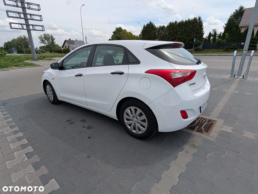 Hyundai i30 1.4 Base - 5