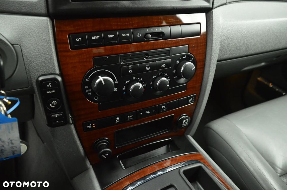 Jeep Grand Cherokee 5.7 V8 HEMI Automatik Overland - 14