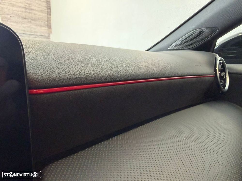 Mercedes-Benz A 160 AMG Line - 25