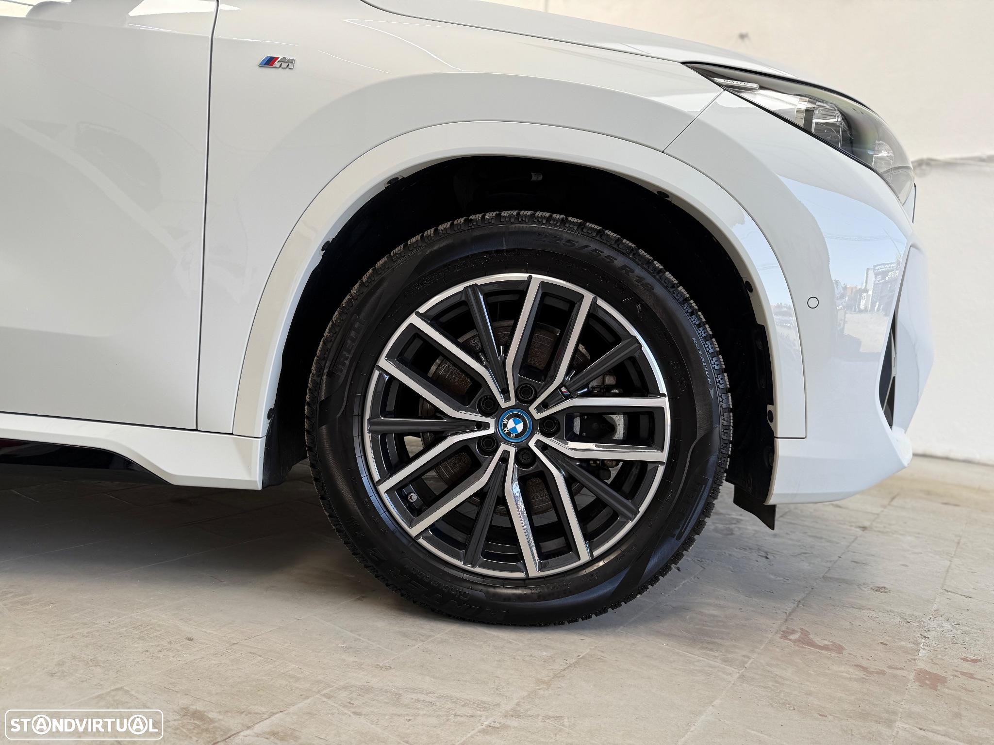 BMW iX1 xDrive30 Pack Desportivo M Pro - 32