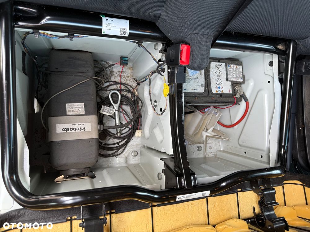 Mercedes-Benz Sprinter - 20