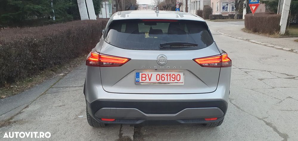 Nissan Qashqai 1.3 DIG-T N-CONNECTA - 13