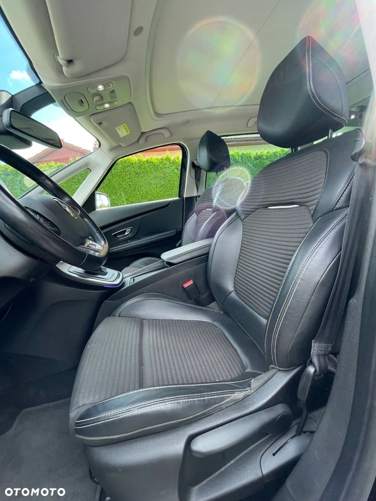 Renault Scenic 1.6 dCi Bose EDC - 10