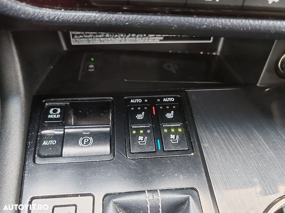 Lexus Seria RX 450h (hybrid) Luxury Line - 16