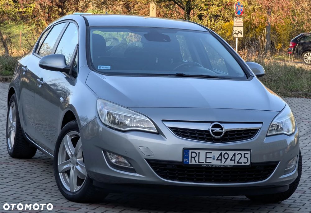 Opel Astra 1.4 T Sport - 22