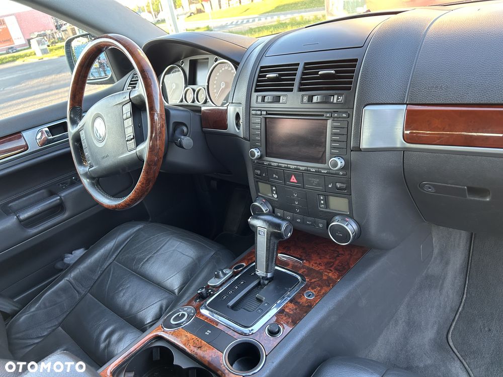 Volkswagen Touareg 3.2 V6 Tiptr - 15