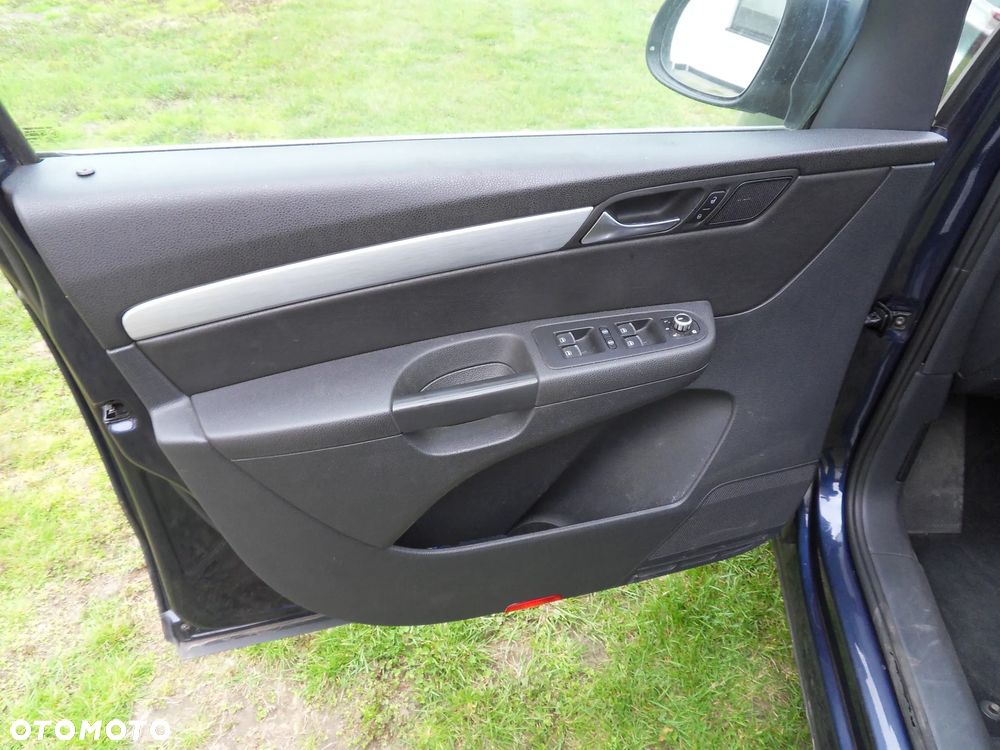 Volkswagen Sharan 2.0 TDI DSG BlueMotion Technology Highline - 16