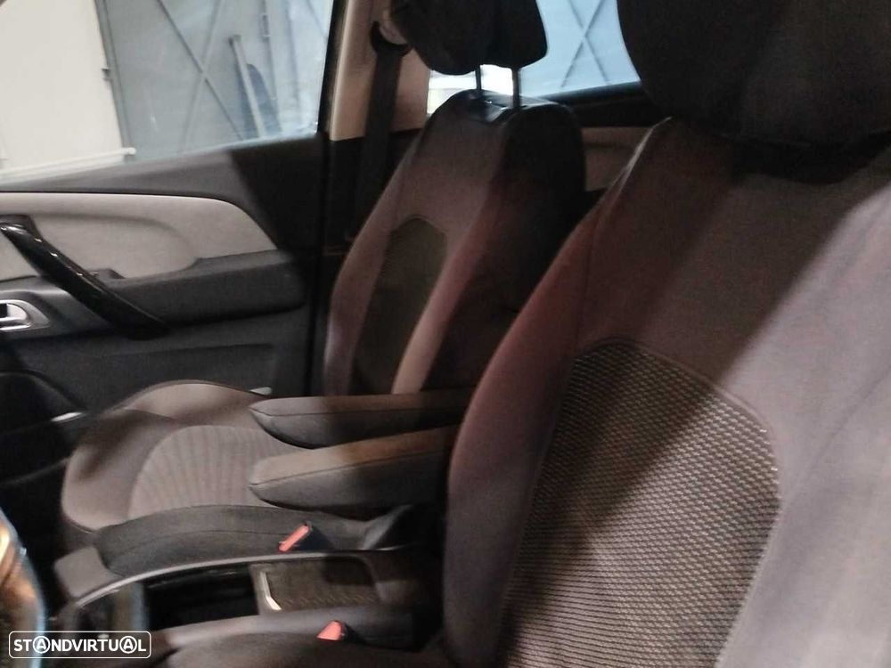 Citroën Grand C4 Spacetourer 1.5 BlueHDi Shine EAT8 - 14
