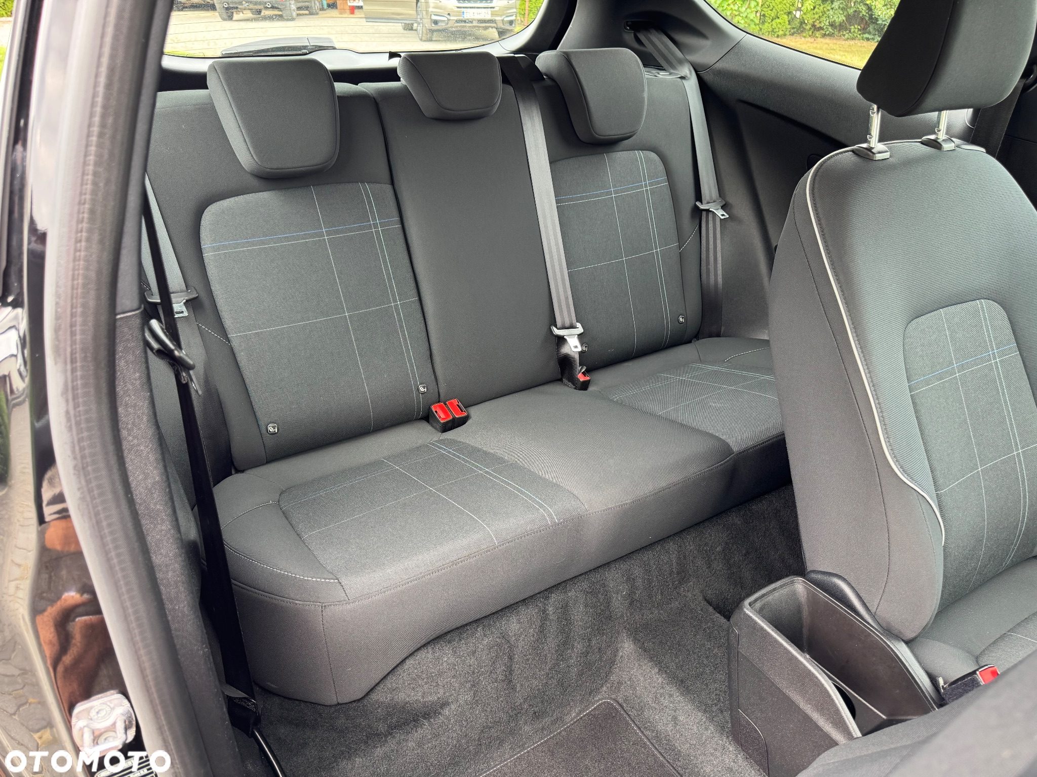 Ford Fiesta 1.1 Trend - 14