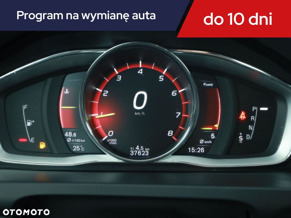 Volvo V60 Cross Country - 10