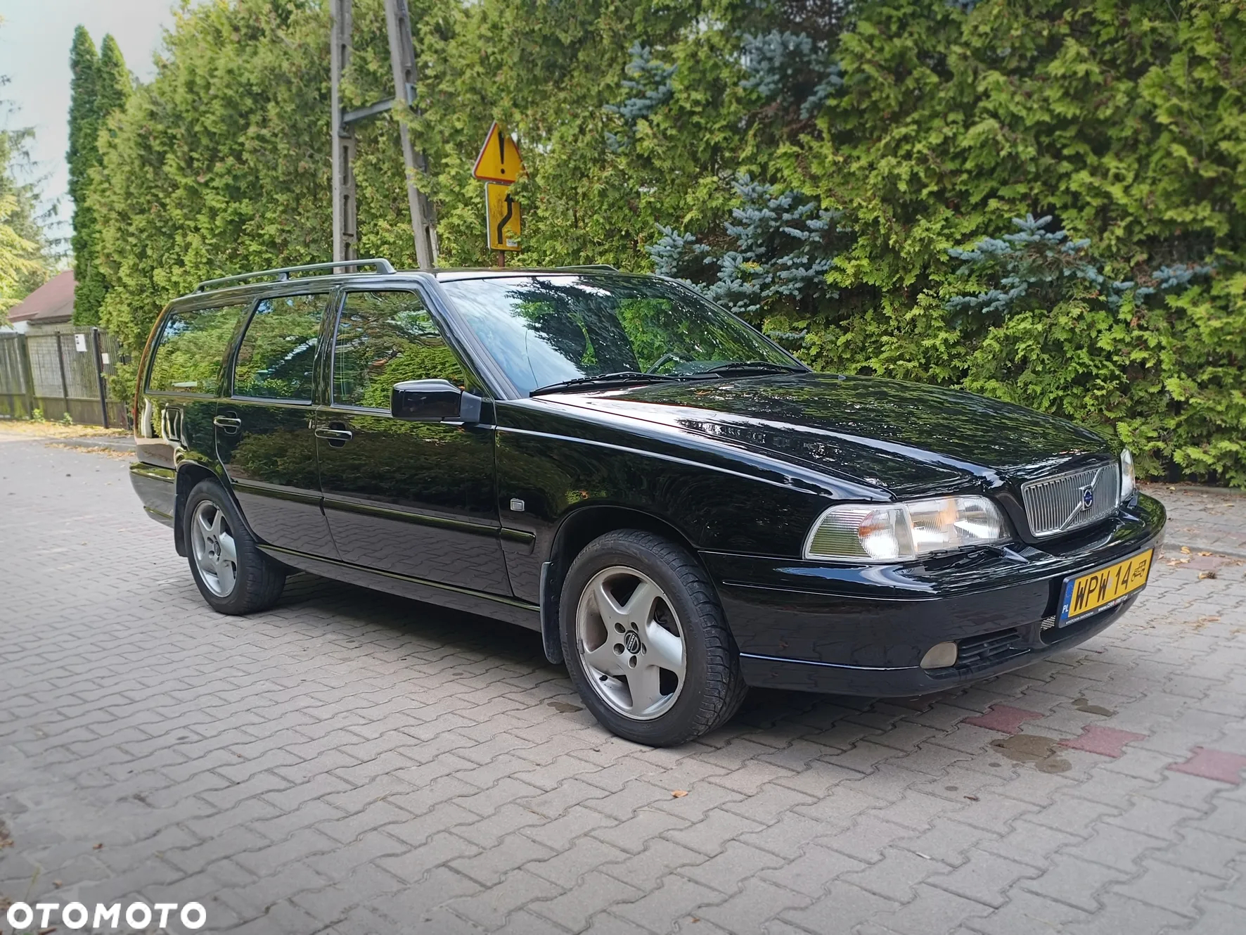 Volvo V70 2.5 AWD - 2