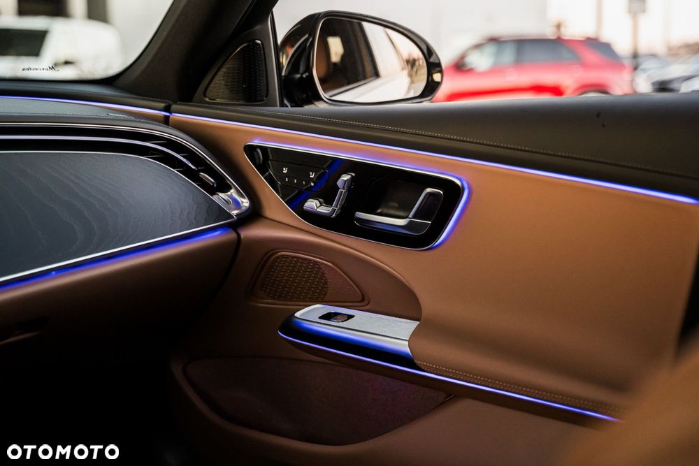 Mercedes-Benz Klasa E - 20