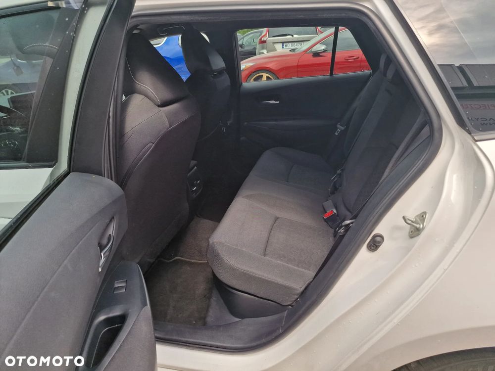 Toyota Corolla 1.8 Hybrid Comfort - 17