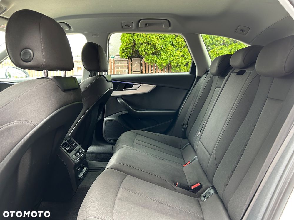 Audi A4 Avant 40 TDI Quattro S Line S tronic - 29