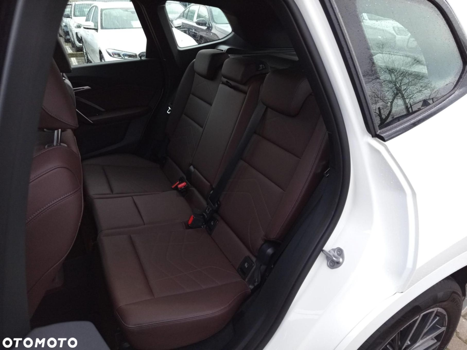 BMW X1 - 16