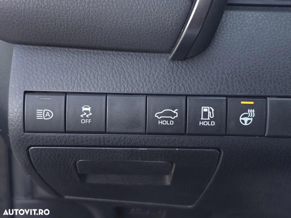 TOYOTA Camry 2023 — imagine 8