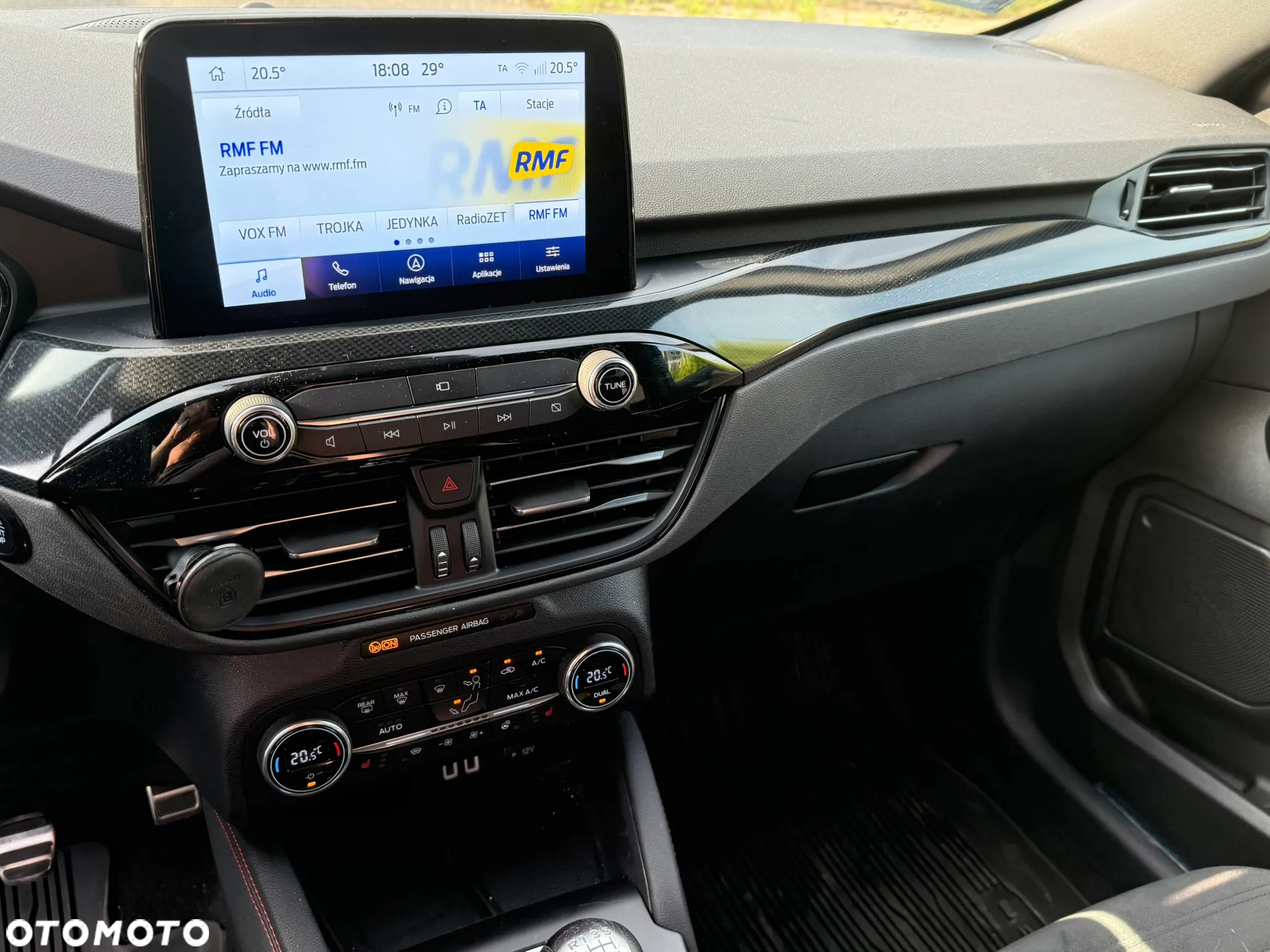 Ford Kuga 1.5 EcoBoost FWD ST-Line X - 11