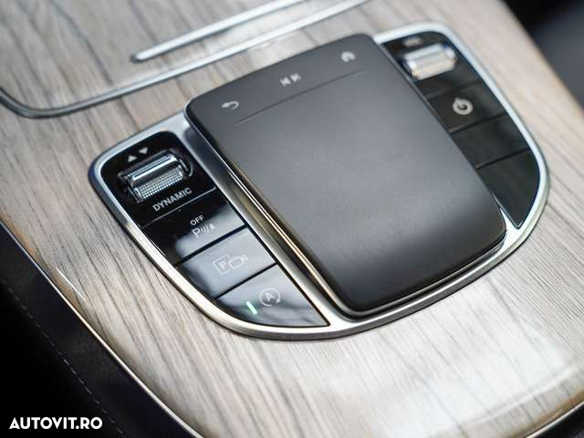 Mercedes-Benz CLS - 21