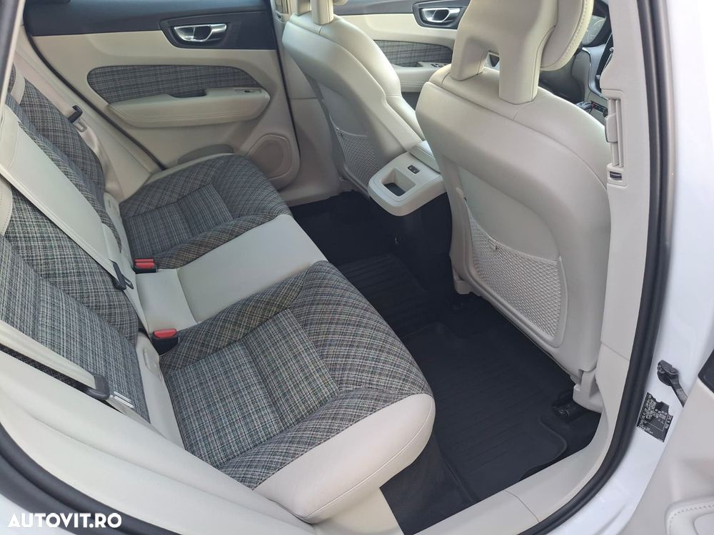 Volvo XC 60 - 13