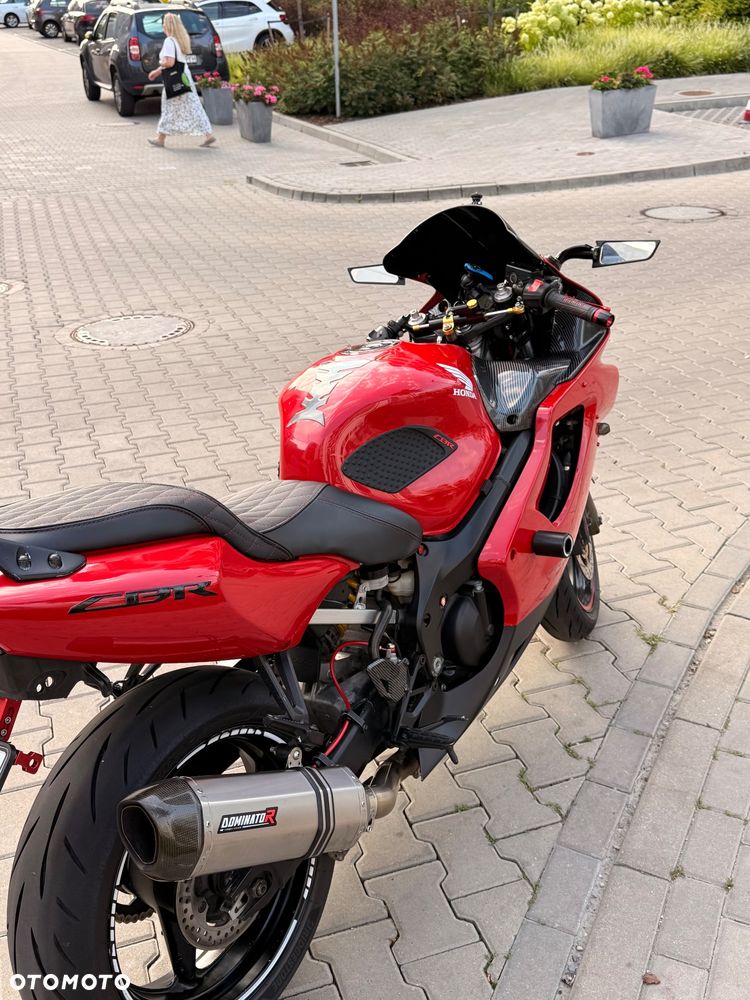 Honda CBR - 6