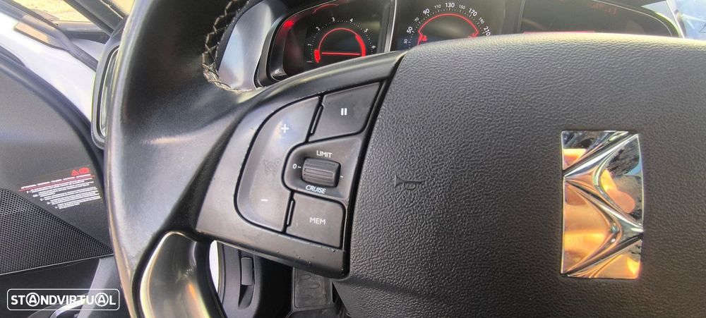 Citroën DS5 2.0 HDi So Chic 125g - 16