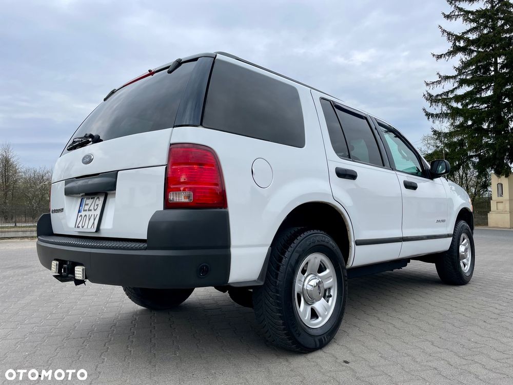 Ford Explorer 4.0 AWD - 6