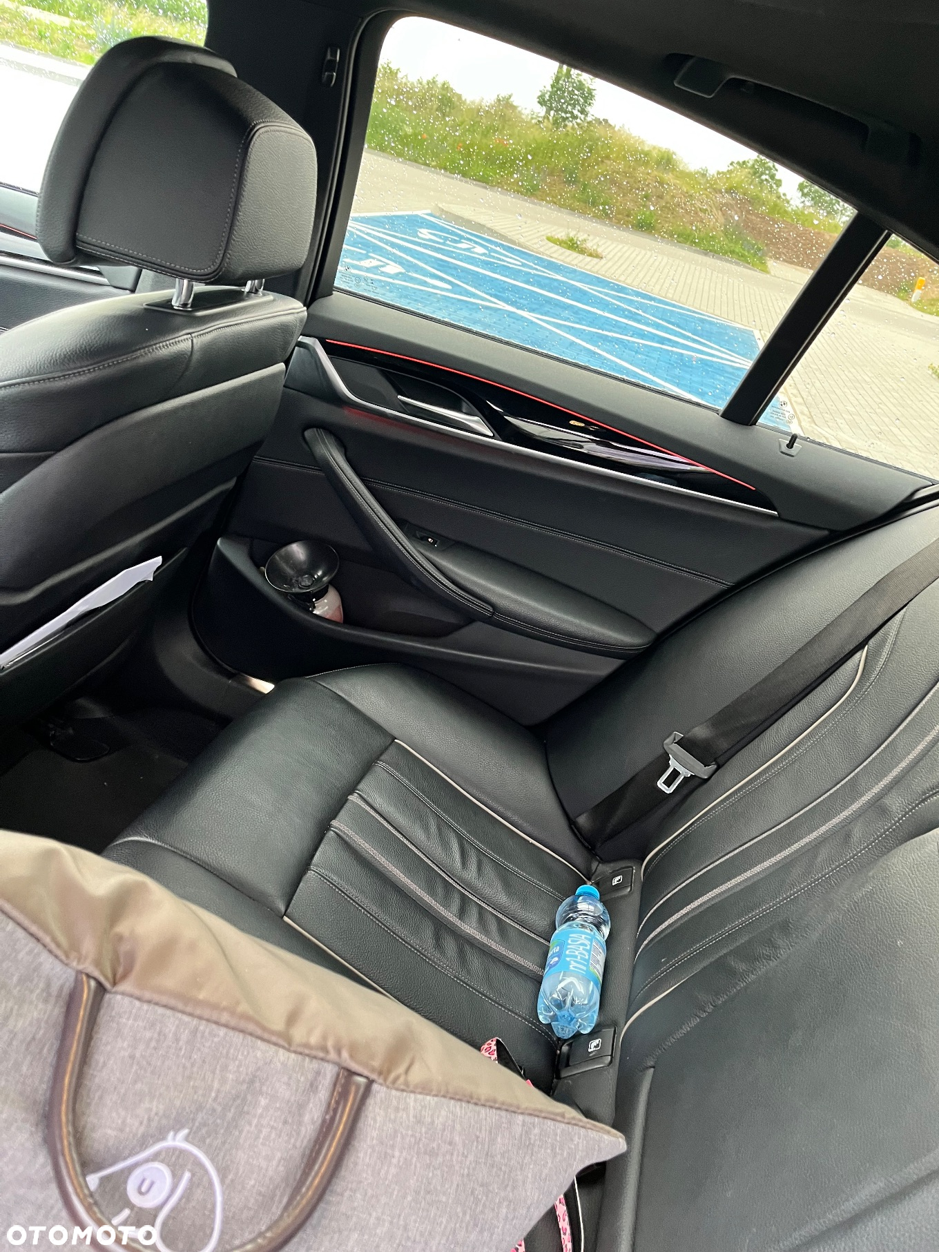 BMW Seria 5 520d M Sport - 14