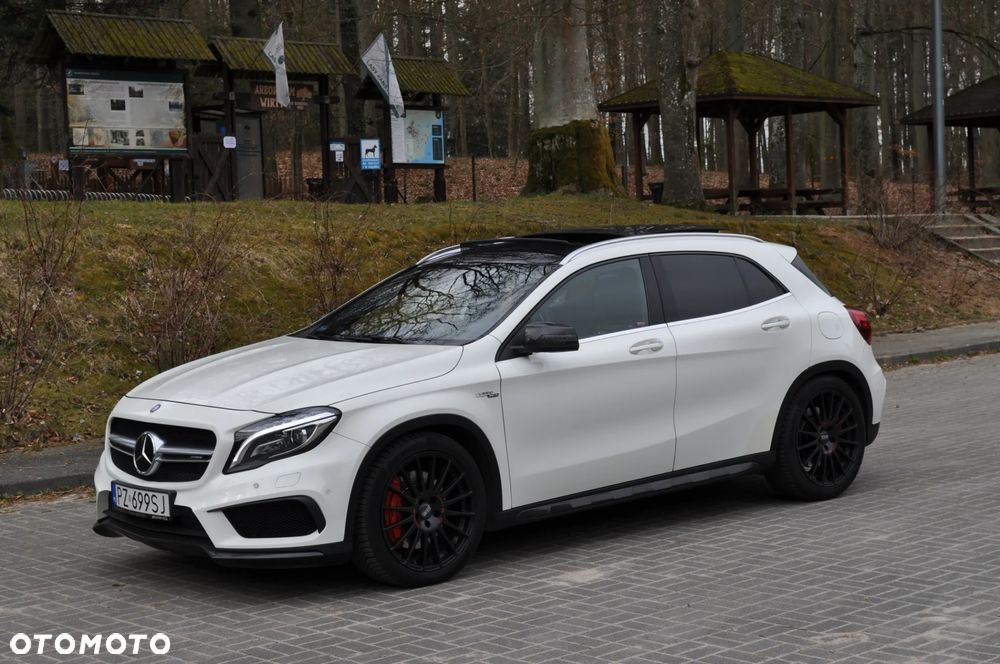 Mercedes-Benz GLA 45 AMG 4-Matic - 28
