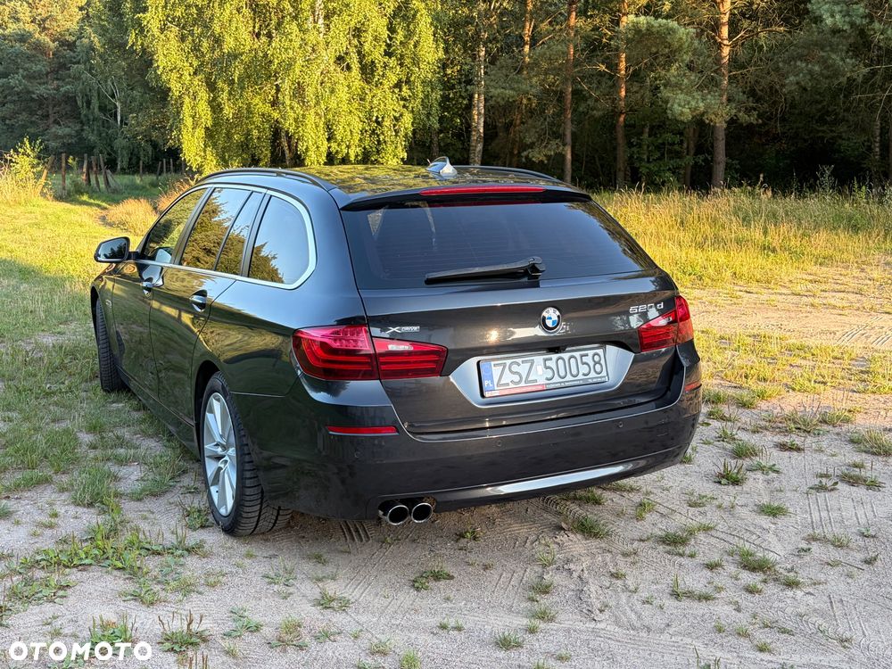 BMW Seria 5 520d xDrive Sport - 3