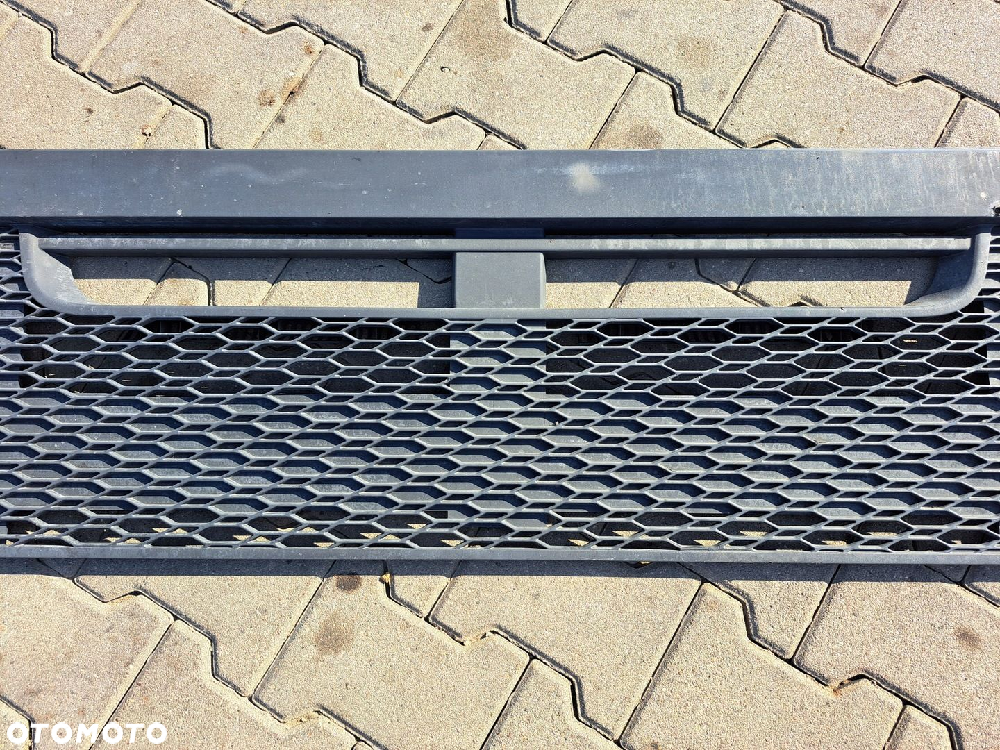 ATRAPA GRILL MASKA KRATKA CHŁODNICY PRZÓD VOLVO FH 4 - 3