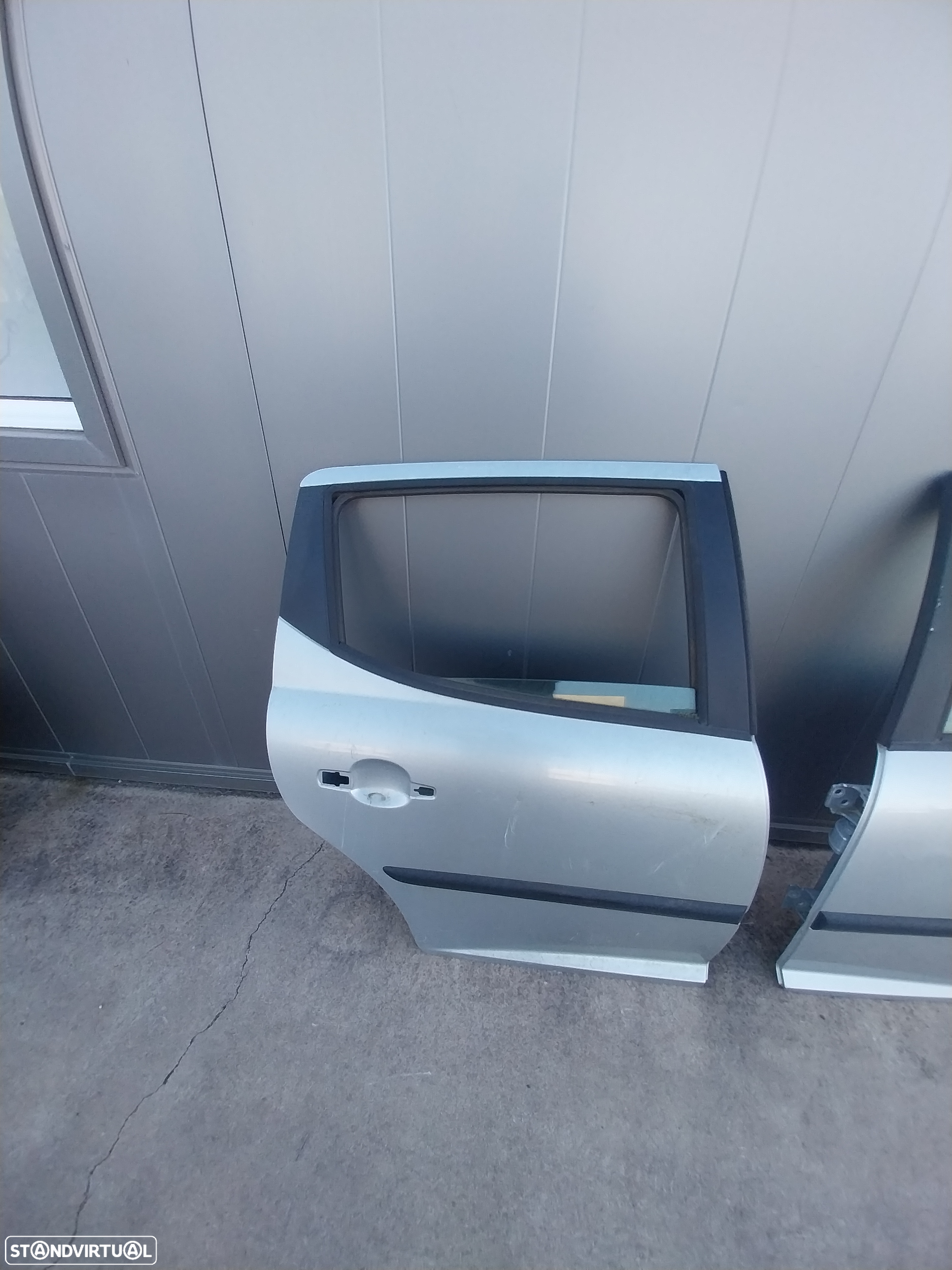 Portas Citroën C4 Picasso 1.6 hdi ano 2011 - 14