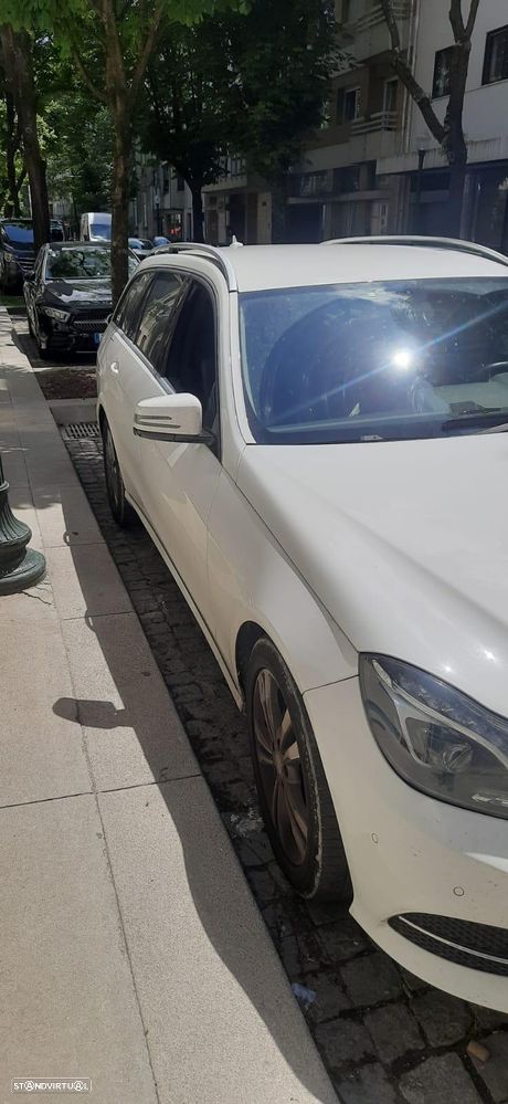 Mercedes-Benz E 300 Bluetec Hybrid Elegance - 4