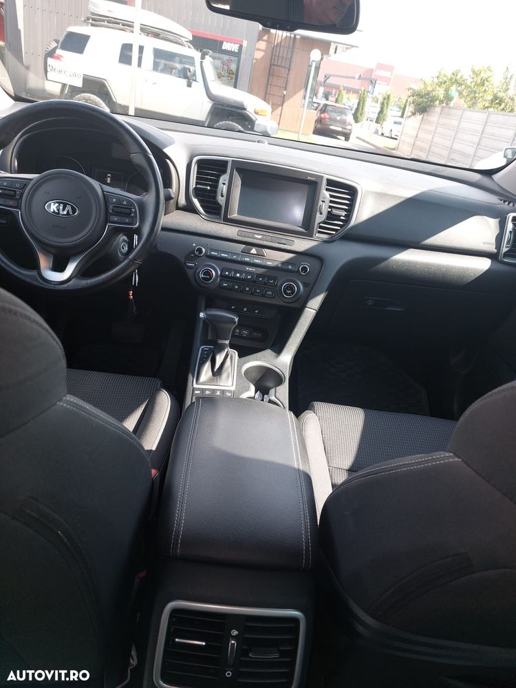 Kia Sportage 2,0 CRDI AWD Aut. Platinum - 6