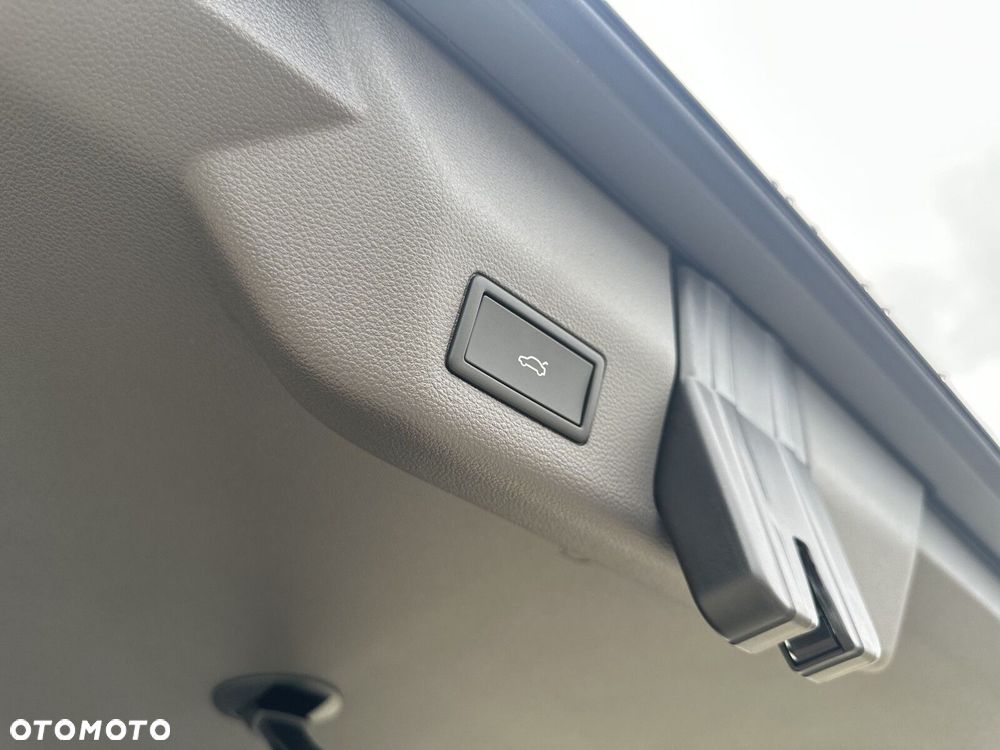 Volkswagen multivan Nowy Multivan L2 2.0 TDI 150 KM DSG 7 biegowa FWD - 32