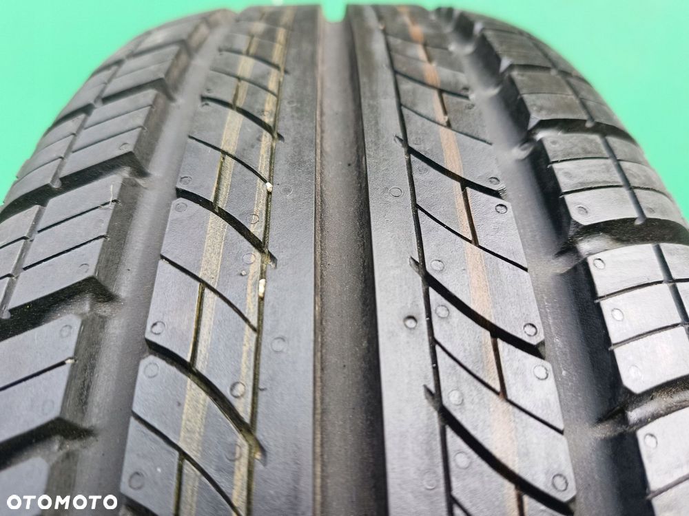 185/60/17 c continental vancocontact, 2 szt 8,2 mm - 1