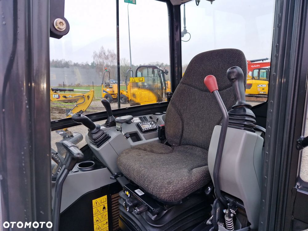 Yanmar VIO 27  SV 26 , Bobcat E 27 z , Kubota kx 037-4 , Volvo ECR 25D - 37