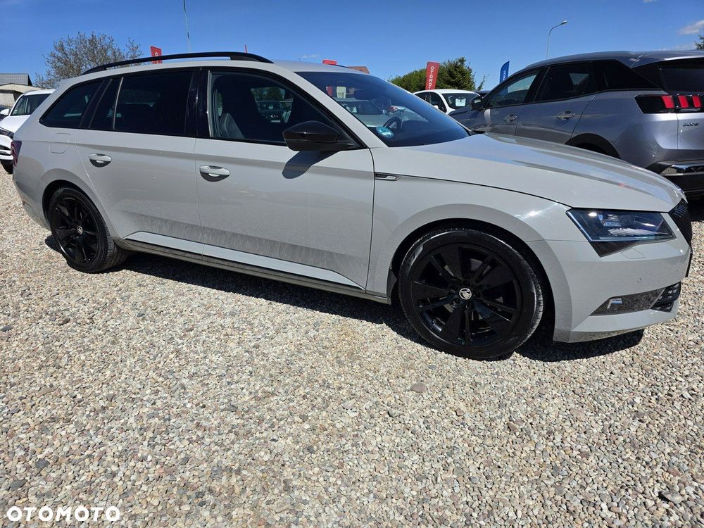 Skoda Superb 2.0 TDI SCR Sportline DSG - 3