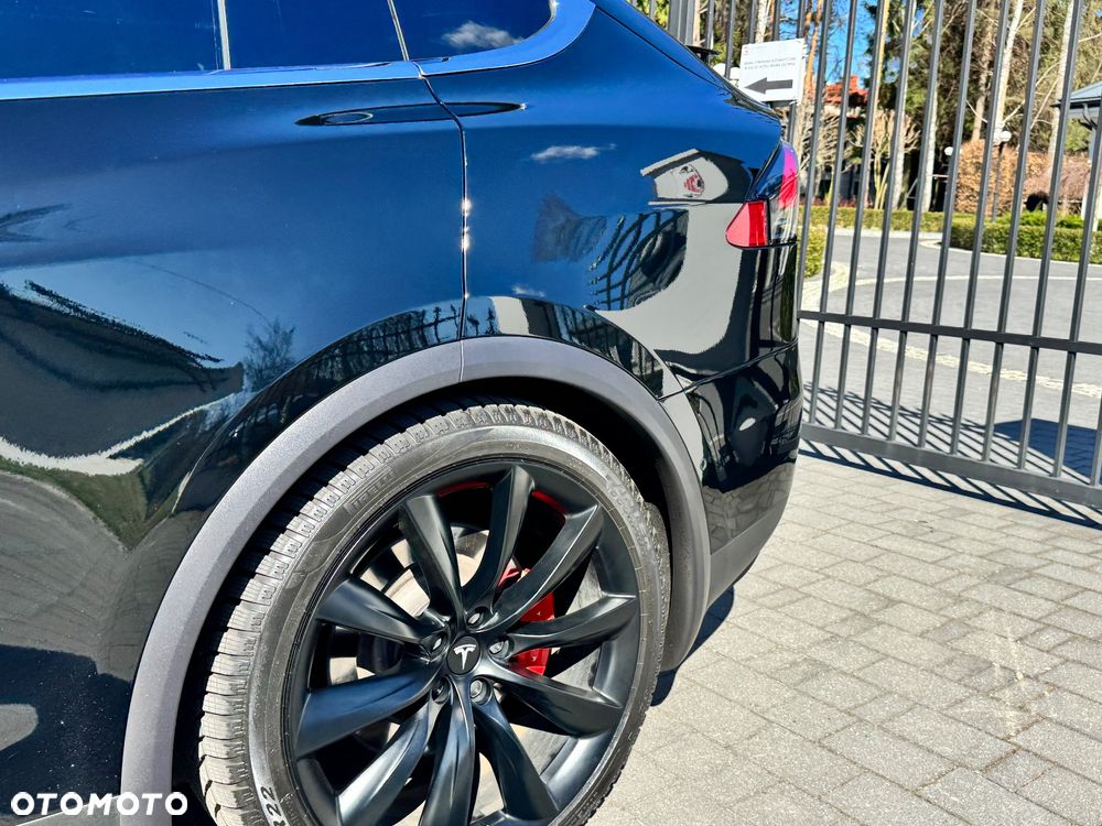 Tesla Model X Performance - 17