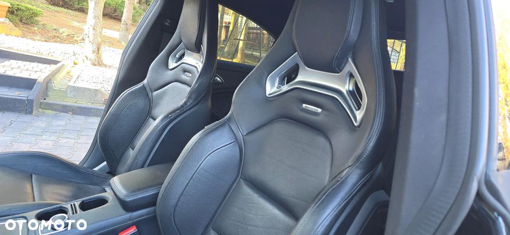 Mercedes-Benz CLA AMG 45 4Matic AMG Sp.sh 7G-DCT AMG Night Edition - 32