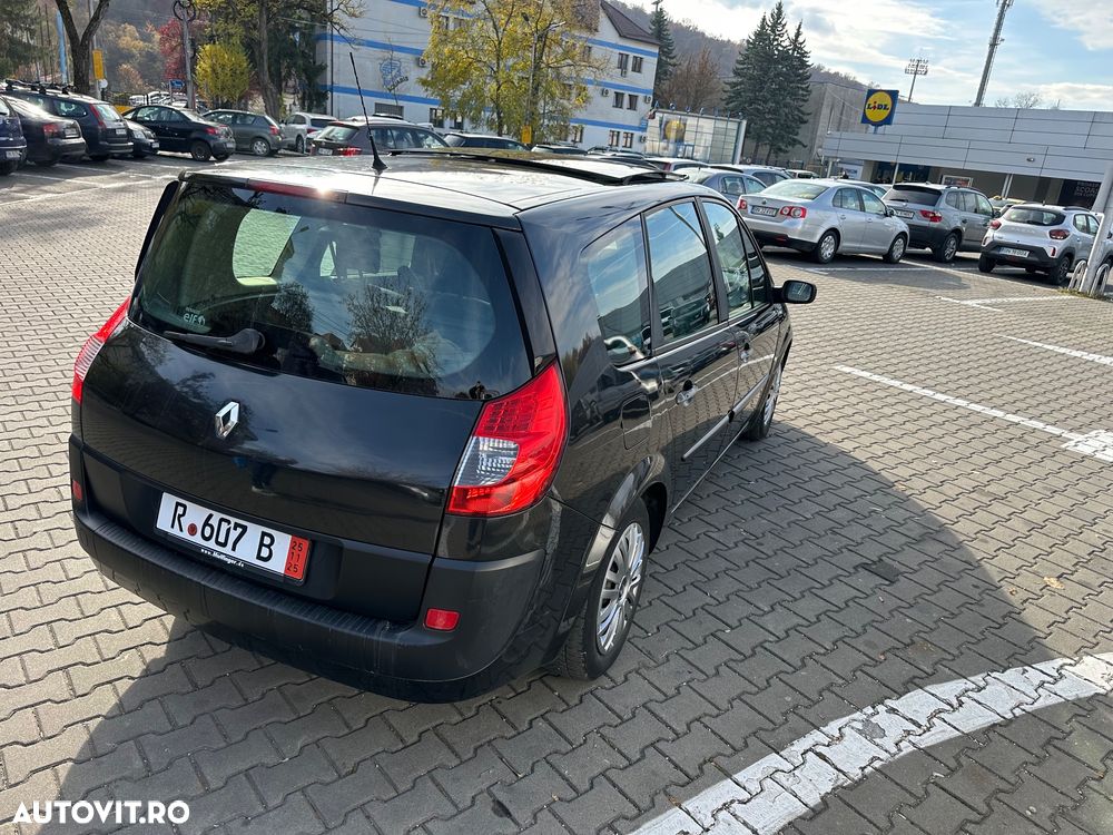 Renault Grand Scenic - 5