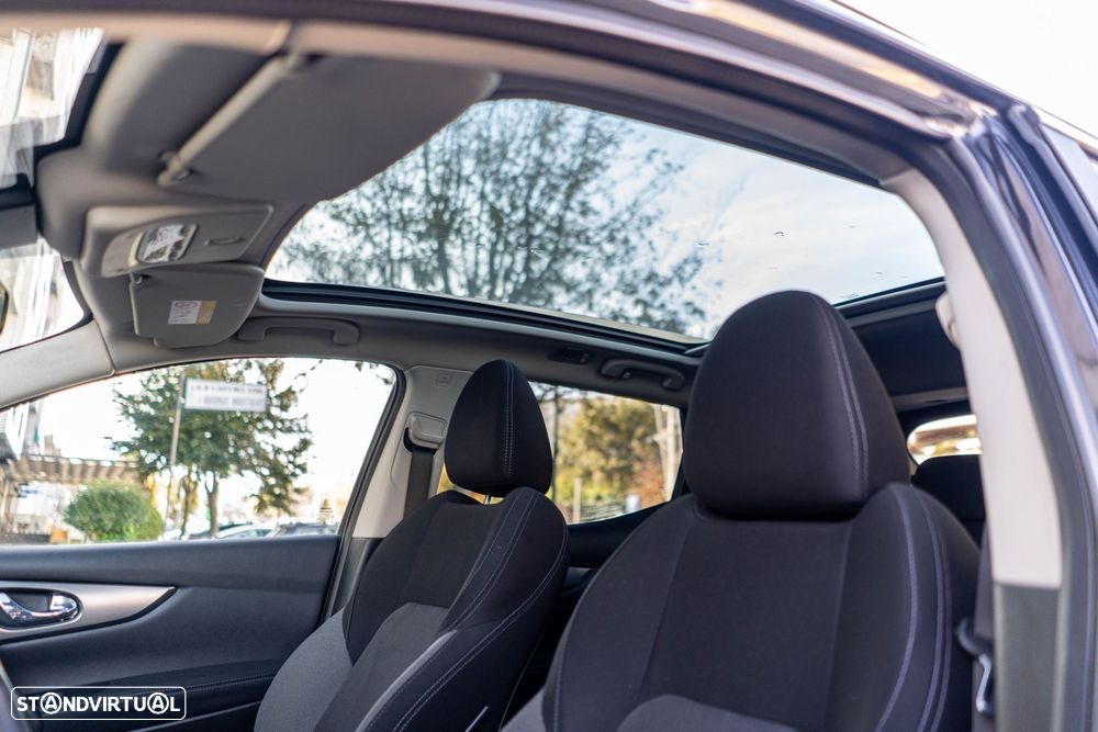 Nissan Qashqai 1.2 DIG-T N-Connecta 18 - 41