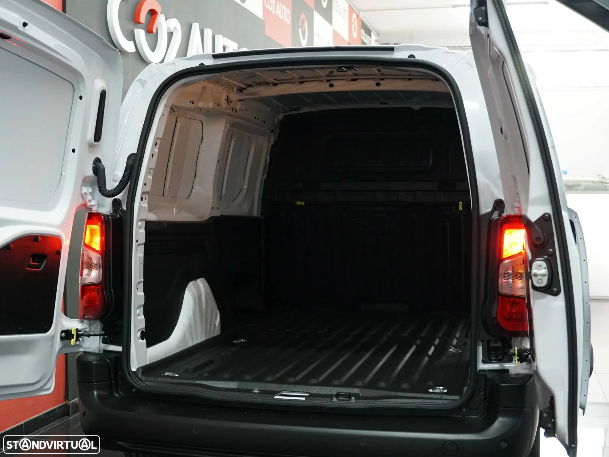 Fiat DOBLO SERIE3 VAN L2 1.5 BLUEHD 130 - 8