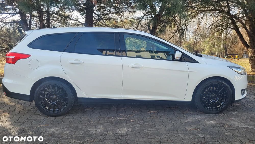 Ford Focus 2.0 TDCi Titanium ASS - 5